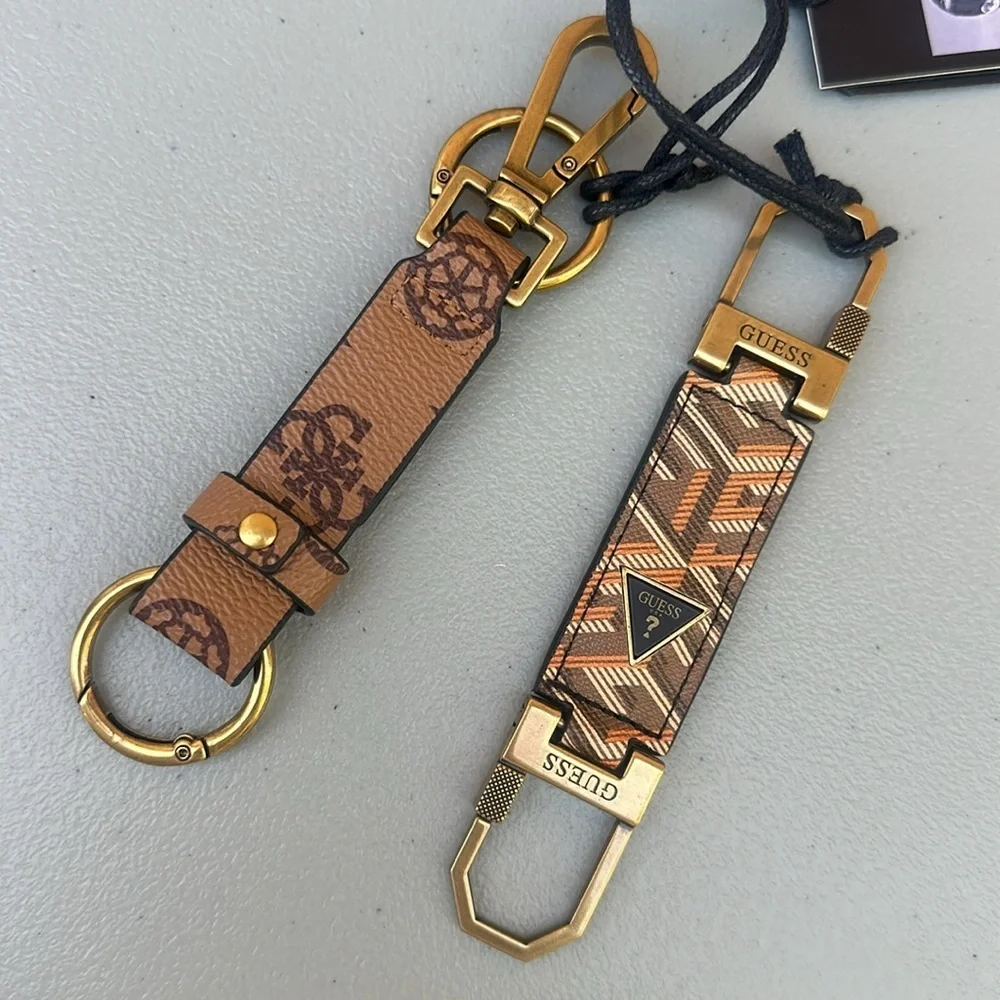 New GUESS KEYCHAINS Keyholder - Picture 2 of 4